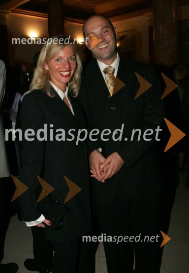 Dr. Boštjan Brumen, glavni tajnik UM s spremljevalko30 let univerze v Mariboru