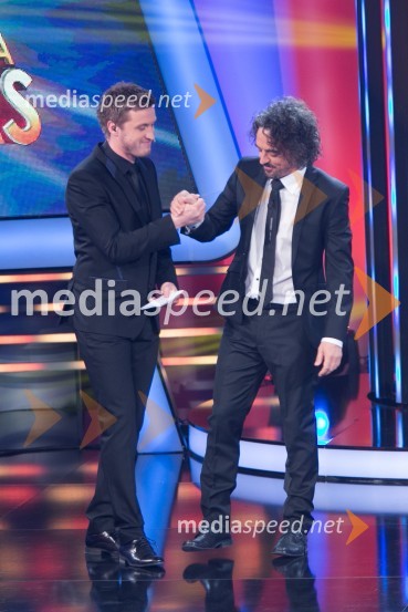  Denis Avdić, voditelj;  Tomaž Klepač, pevec, radijski voditeljZnan obraz ima svoj glas, 1. oddaja