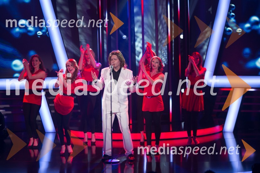  Klemen Bunderla, moderator, radio AktualZnan obraz ima svoj glas, 1. oddaja