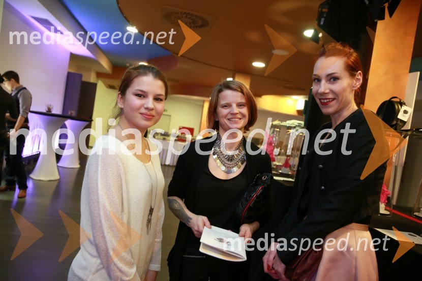  Ajda Jenkole;  Editta Zelolepo, oblikovalka;  Petra Godeša, novinarka revij Ona in OnaplusOna 365 za leto 2014 je Ninna Kozorog