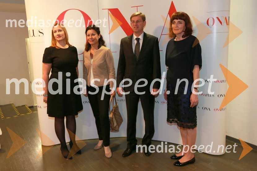 mag. Irma Gubanec, predsednica uprave Delo d.d.;  Vesna Arnšek; prof. dr. Miro Cerar, predsednik vlade Republike Slovenije;  Sabina Obolnar, urednica revij Ona ter OnaplusOna 365 za leto 2014 je Ninna Kozorog
