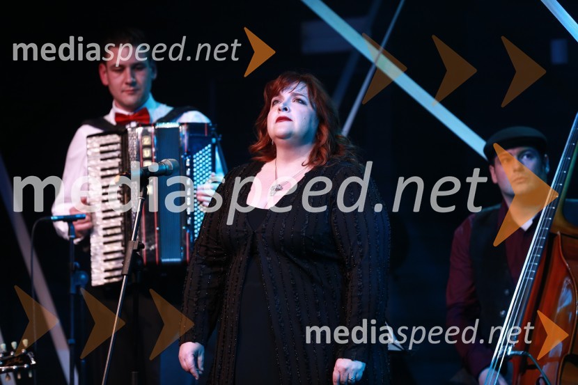  Mirjam Kalin, operna pevkaOna 365 za leto 2014 je Ninna Kozorog