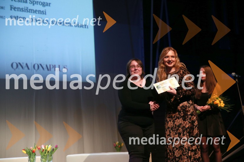  Vesna Šprogar;  Barbara Kotnik, novinarka in urednica portala Onaplus.siOna 365 za leto 2014 je Ninna Kozorog