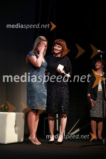 dr. Ninna Kozorog, zdravnica, predsednica društva Humanitarček;  Sabina Obolnar, urednica revij Ona ter OnaplusOna 365 za leto 2014 je Ninna Kozorog