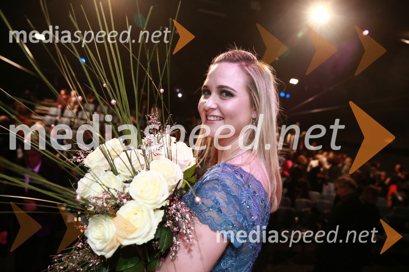 dr. Ninna Kozorog, zdravnica, predsednica društva HumanitarčekOna 365 za leto 2014 je Ninna Kozorog