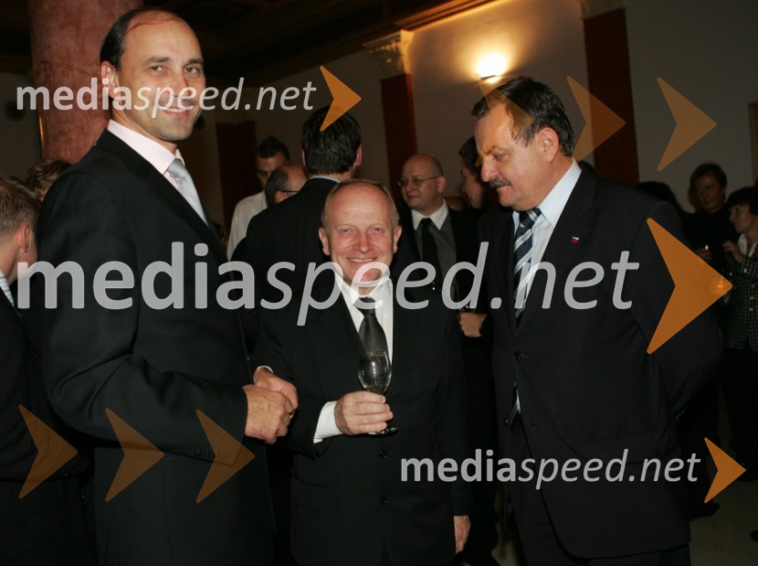 Matjaž Kovačič, predsednik uprave Nove KBM, dr. Jože Zagožen, generalni direktor HSE in Miroslav Luci, državni sekretar v kabinetu predsednika vlade RS30 let univerze v Mariboru