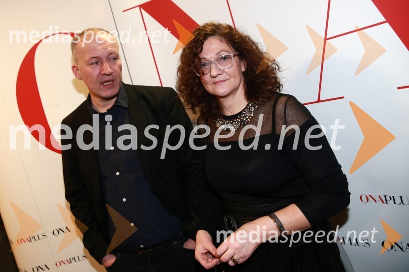  Ali Žerdin, urednik revije  Delo De facto in Sobotne priloge;  Nataša  Zanuttini, urednica dnevno aktualnega programa Val 202Ona 365 za leto 2014 je Ninna Kozorog