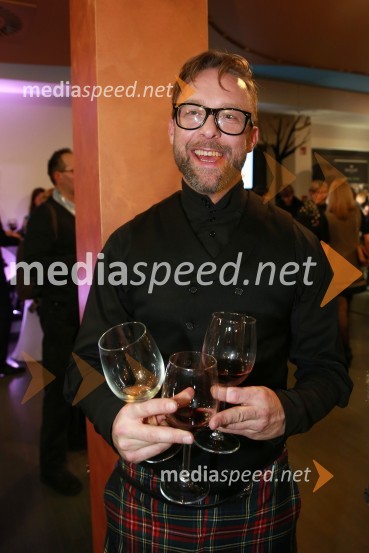  Matej Filipčič, režiserOna 365 za leto 2014 je Ninna Kozorog