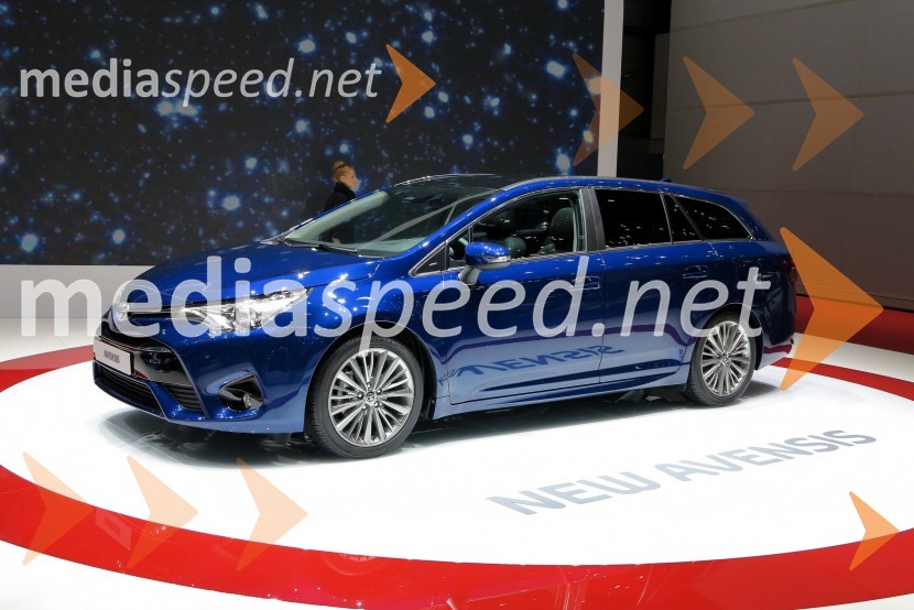 Toyota Avensis karavan85. avtomobilski salon Ženeva 2015