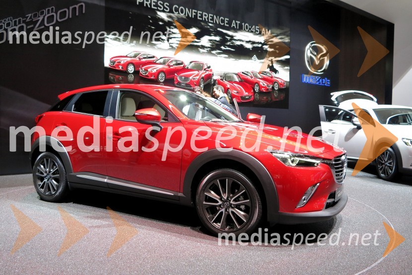 Mazda CX-385. avtomobilski salon Ženeva 2015