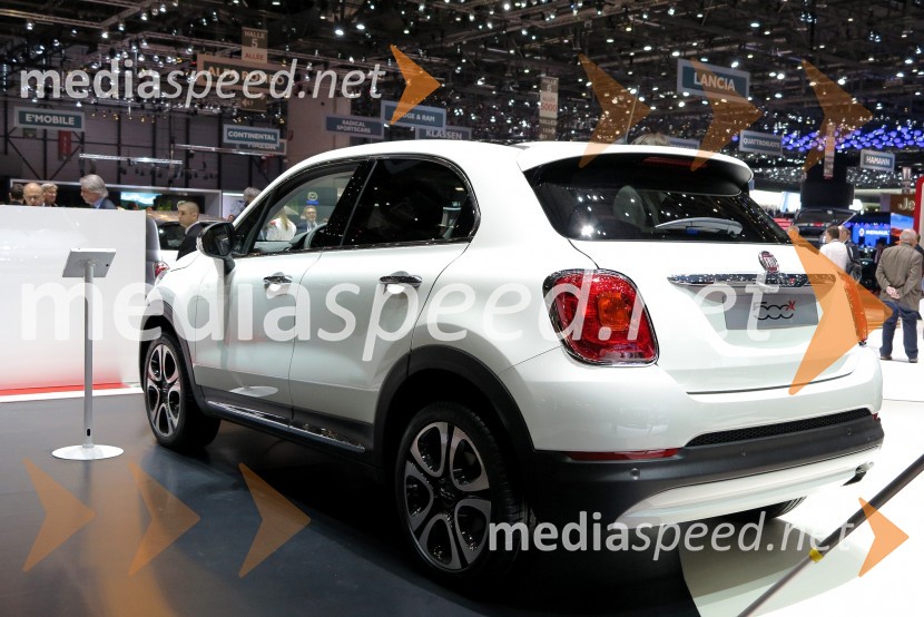 Fiat 500 X85. avtomobilski salon Ženeva 2015