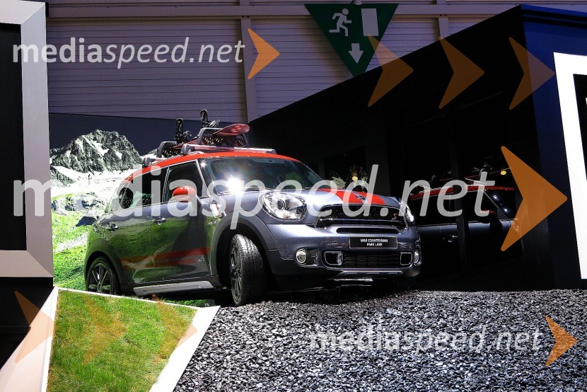 MINI Countryman Park Lane85. avtomobilski salon Ženeva 2015