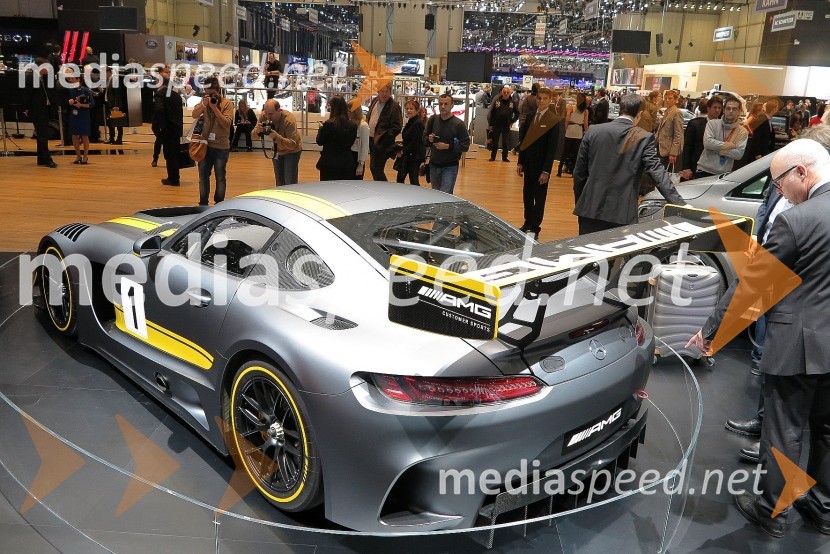 Mercedes-Benz GT AMG, cestno dirkalna verzija85. avtomobilski salon Ženeva 2015