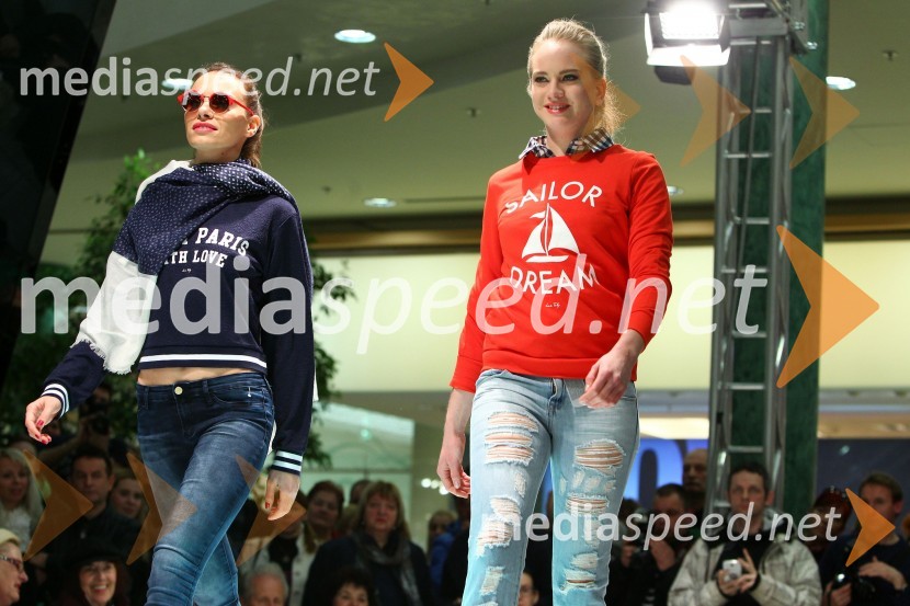  Mirela  Korać, manekenka, Miss Universe Slovenije 2009;  ... Europark, pomladna modna revija