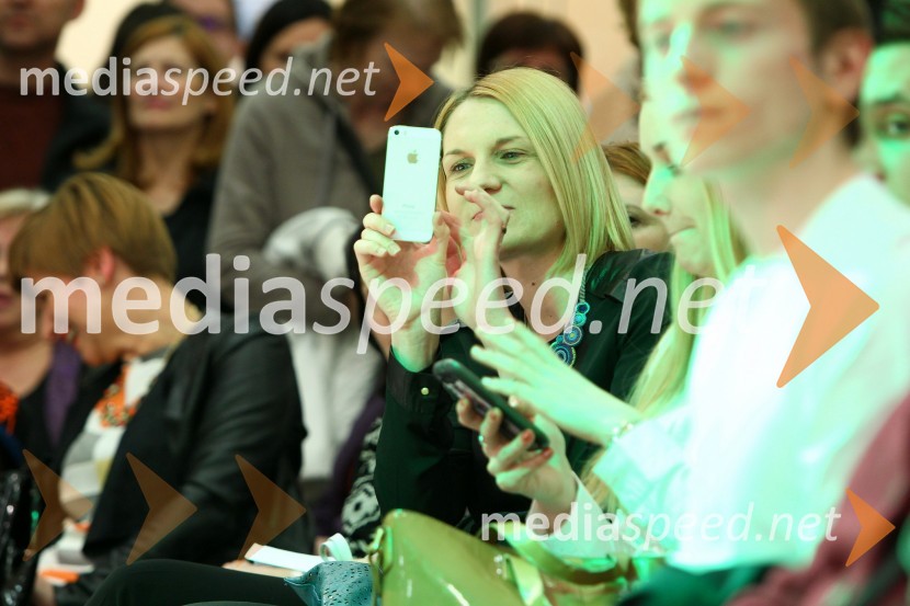 mag. Nataša Žnuderl Haložan, asistentka za marketing in office EuroparkEuropark, pomladna modna revija