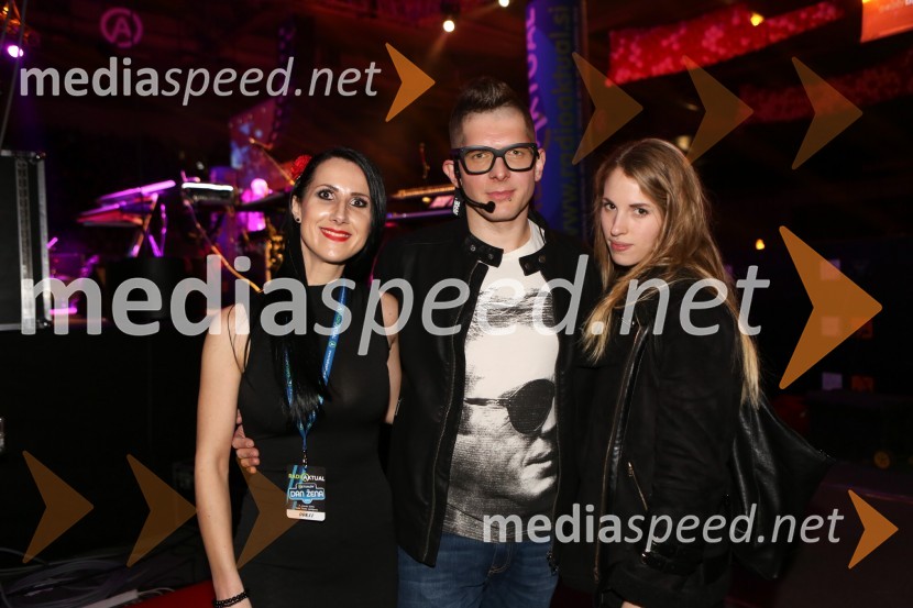  Anita Gošte, radijska voditeljica;  Klemen Bunderla, moderator, radio Aktual;  Kaja KavčičAktualov dan žena 2015