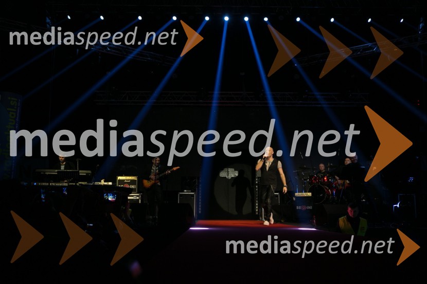 Grupa VigorAktualov dan žena 2015