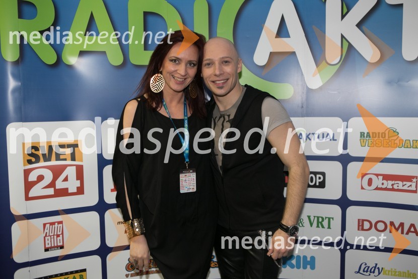  Karmen Špacapan, odgovorna urednica Svet24.si;  Mario Roth, pevec skupine Grupa VigorAktualov dan žena 2015