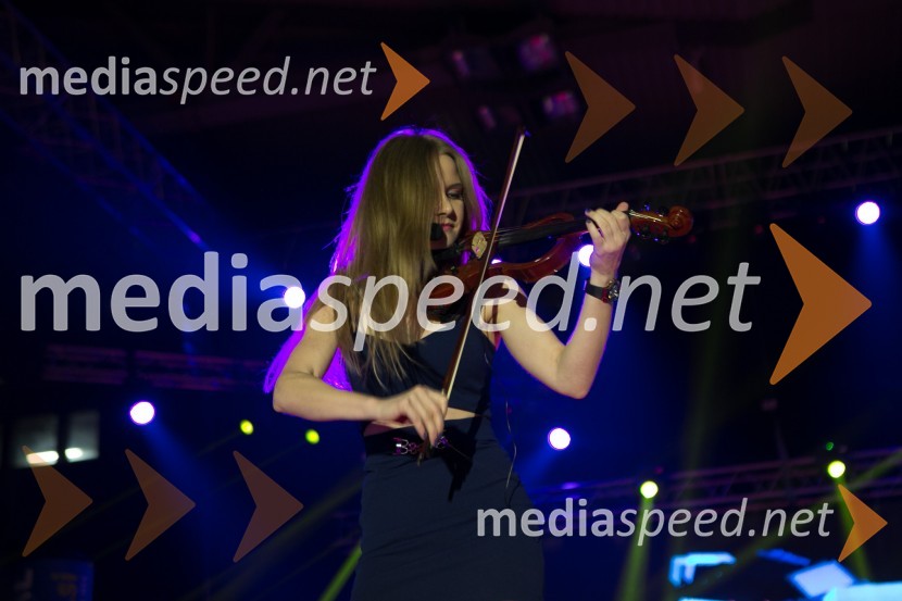  Ana  Vurcer,  skupina UčiteljiceAktualov dan žena 2015