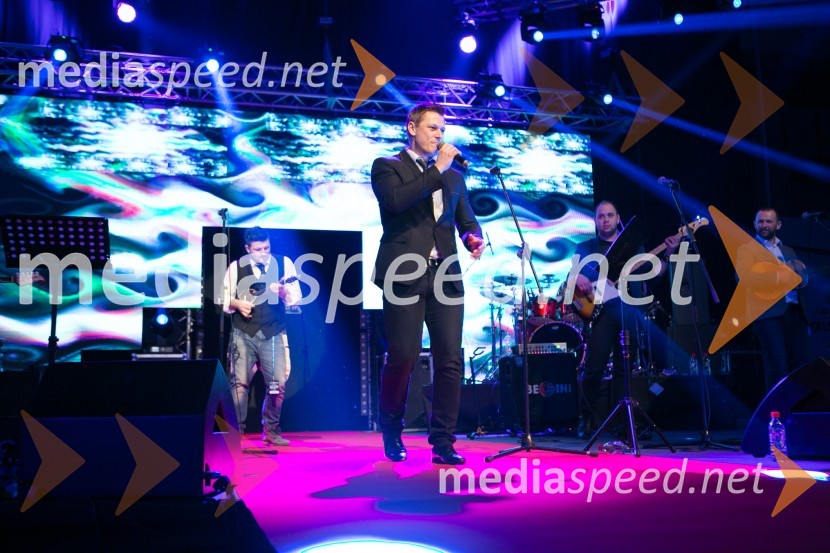 BeginiAktualov dan žena 2015