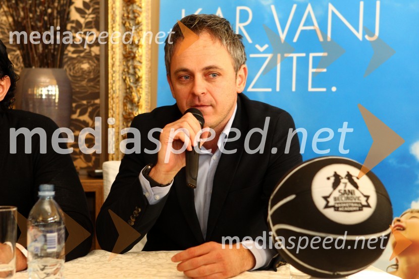  Andrej Bauman, VzajemnaSaniboy, predstavitev maskote košarkarske šole Sanija Bečirovića