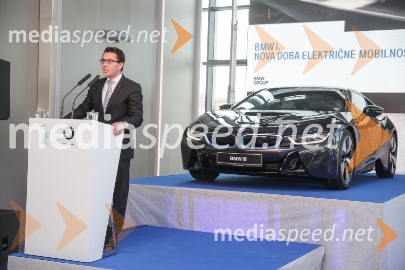  Lothar Schupet,  generalni direktor BMW Group SlovenijaPredstavitev znamke BMW i