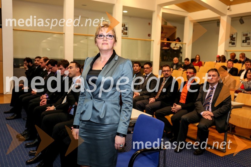 dr.  Mateja  Matajič, Ekonomsko-poslovna fakulteta, Univerza v MariboruUniverza v Mariboru, promocija doktorjev znanosti, marec 2015