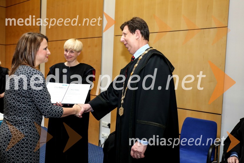 dr. Tina Tkavc, Fakulteta za kemijo in kemijsko tehnologijo, Univerza v Mariboru; prof. dr. Mihaela Koletnik, prorektorica Univerze v Mariboru; prof. dr. Željko Knez, dekan, Fakulteta za kemijo in kemijsko tehnologijo, Univerza v MariboruUniverza v Mariboru, promocija doktorjev znanosti, marec 2015