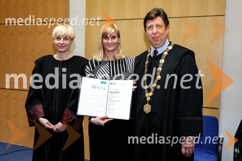 prof. dr. Mihaela Koletnik, prorektorica Univerze v Mariboru; dr.  Maja  Sušec, Fakulteta za kemijo in kemijsko tehnologijo, Univerza v Mariboru; prof. dr. Željko Knez, dekan, Fakulteta za kemijo in kemijsko tehnologijo, Univerza v MariboruUniverza v Mariboru, promocija doktorjev znanosti, marec 2015
