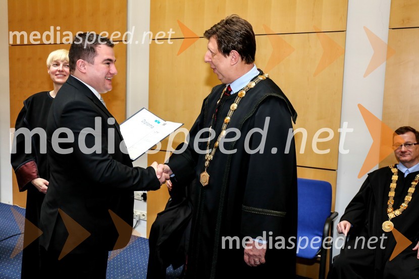 dr.  Miha  Oman, Fakulteta za kemijo in kemijsko tehnologijo, Univerza v Mariboru; prof. dr. Željko Knez, dekan, Fakulteta za kemijo in kemijsko tehnologijo, Univerza v MariboruUniverza v Mariboru, promocija doktorjev znanosti, marec 2015