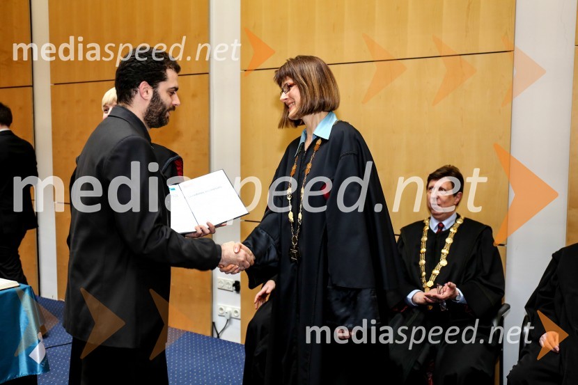 dr.  Dimitrios  Andresas, Medicinska fakulteta, Univerza v Mariboru; prof. dr.  Nataša Vaupotič, dekanica,  Fakulteta za naravoslovje in matematiko, Univerza v MariboruUniverza v Mariboru, promocija doktorjev znanosti, marec 2015