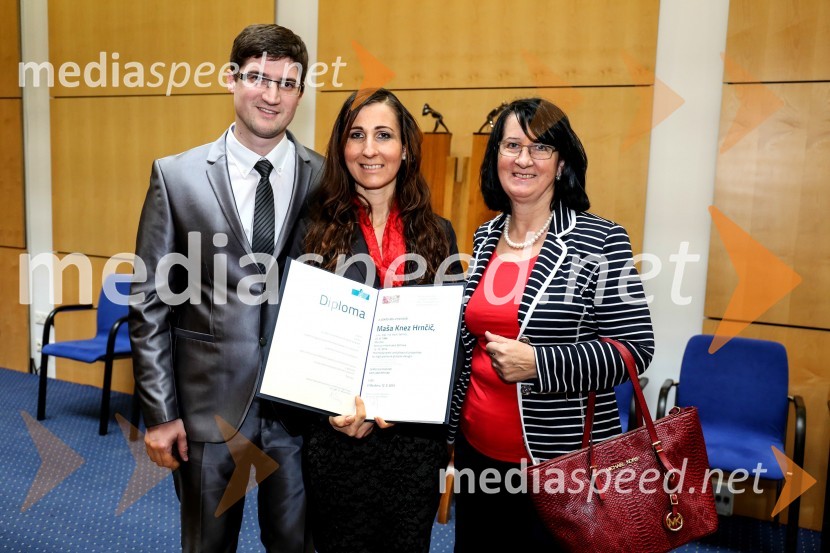  ... ; dr.  Maša Knez Hrnčič, Fakulteta za kemijo in kemijsko tehnologijo, Univerza v Mariboru;  Marijana  Knez, tehniška sodelavka laborantka, Fakulteta za medicino, Univerza v MariboruUniverza v Mariboru, promocija doktorjev znanosti, marec 2015