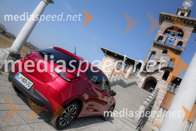 Mazda2Mazda2, slovenska predstavitev