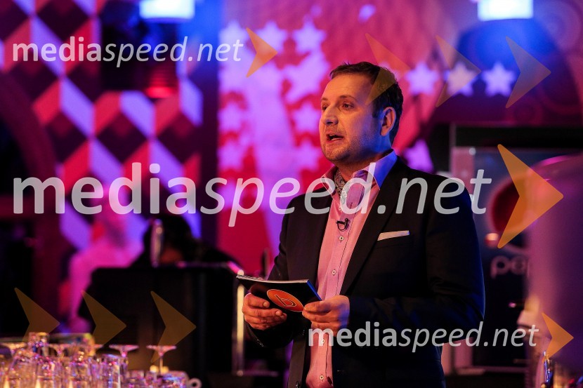  Bastjan Kepic, voditelj, resničnostni show BarBar zapustila Eva