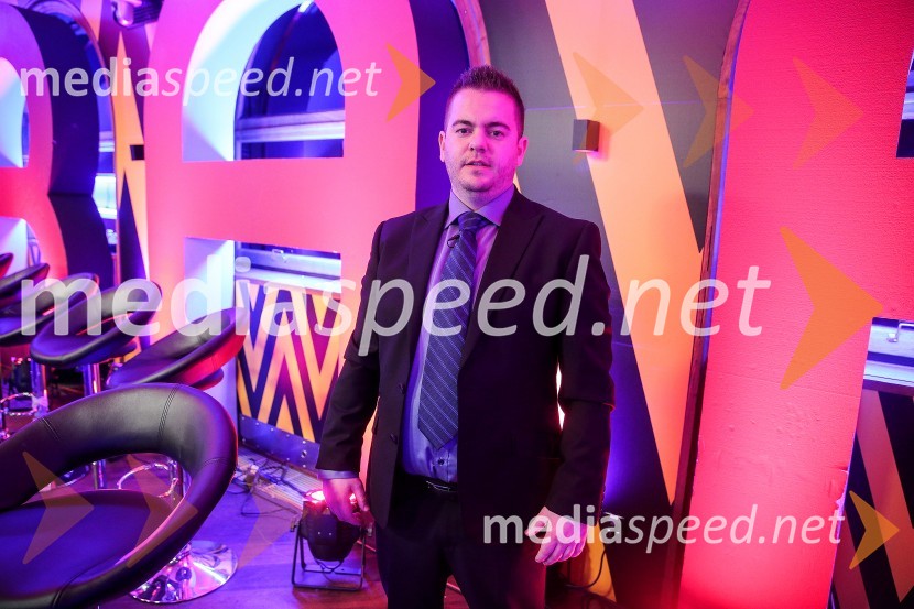  Denis Vikić, manager BaraBar zapustila Eva