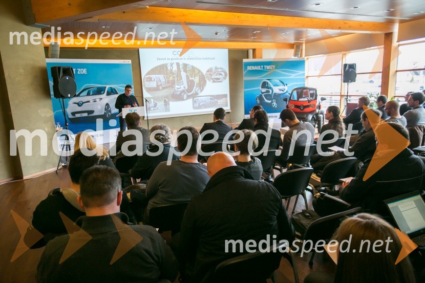 Električno vozilo Renault, predstavitev v BohinjuElektrična vozila Renault
