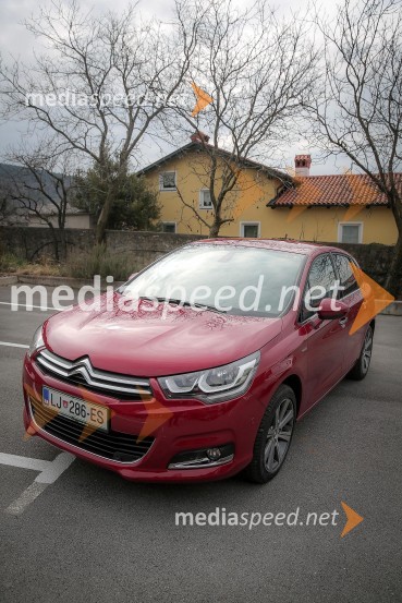Citroën C4Prenovljena linija Citroën C4