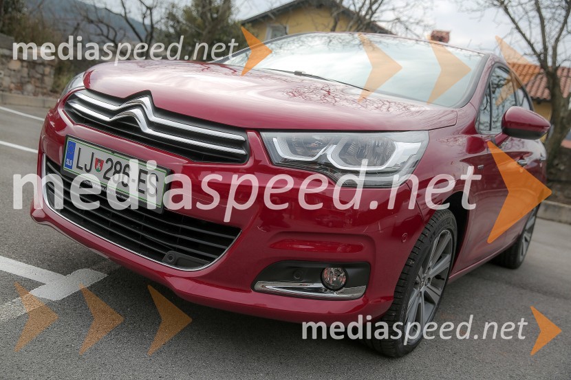 Citroën C4Prenovljena linija Citroën C4