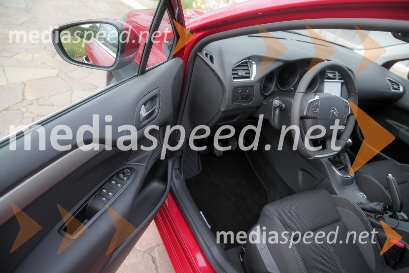 Citroën C4Prenovljena linija Citroën C4