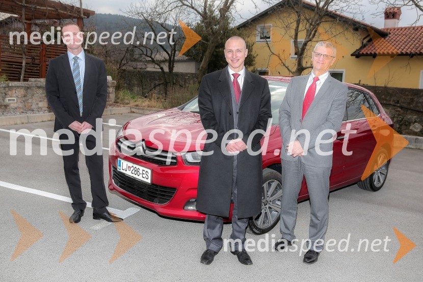  David Bezek;  Filip Koren, direktor znamke Citroen in DS Slovenija;  Sadko Mezgec, vodja službe za odnose z javnostmi podjetij Citroen SlovenijaPrenovljena linija Citroën C4