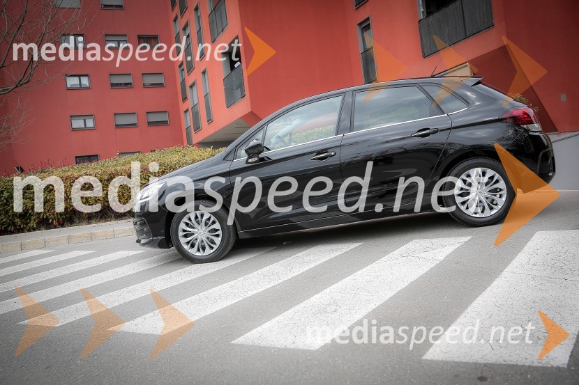 Citroën C4Prenovljena linija Citroën C4