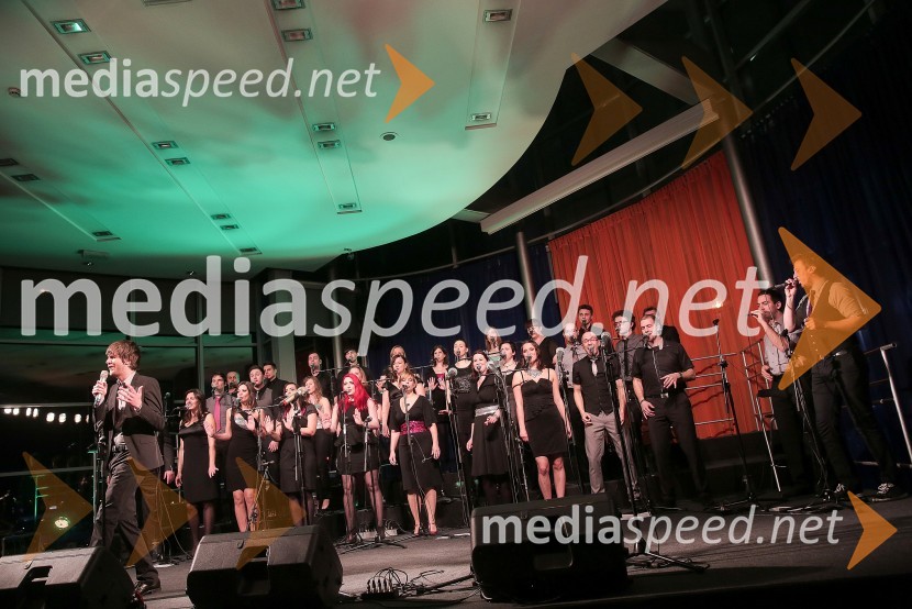 Perpetuum JazzileKoncert s Perpetuum Jazzile in novim Ford Focusom