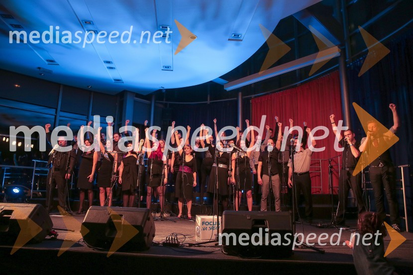 Perpetuum JazzileKoncert s Perpetuum Jazzile in novim Ford Focusom