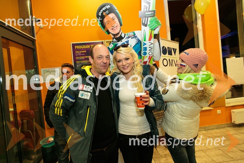 dr. Jurij  Žurej, direktor Smučarske zveze Slovenije;  Mateja Poročnik, pevka, članica skupine Atomik Harmonik;  Nina PavecSmile & Drive Open Air Planica 2015