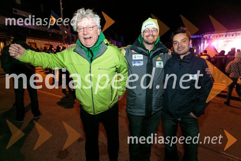  Mile Crnović, banka Sberbanka;  Leon Šikovec, vodja marketinga banke Sberbank;  ... Smile & Drive Open Air Planica 2015