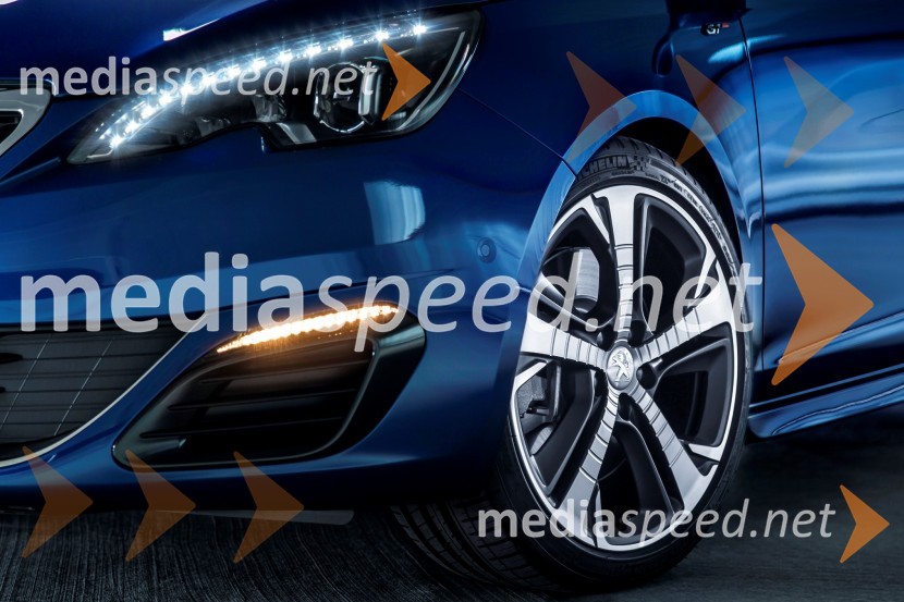 PEUGEOT 308 GTPEUGEOT 308 GT zapeljal na slovenski trg