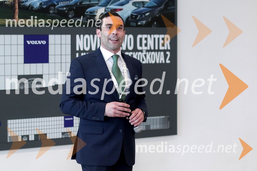  Bojan ŠerbićNovost na avto-sceni: Volvo XC90