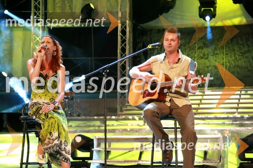 Diana in Simon Gomilšek, Duo Platin30. festival Melodij morja in sonca, 2. polfinalni večer