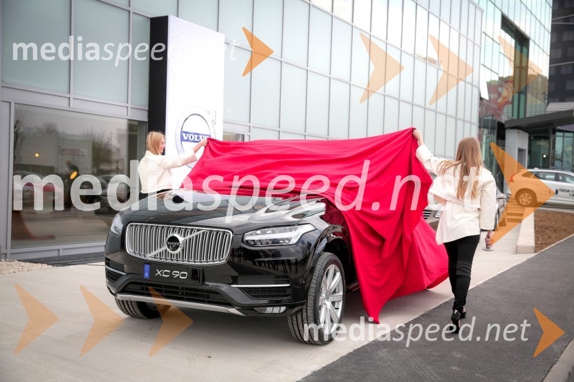 Novost na avto-sceni: Volvo XC90Novost na avto-sceni: Volvo XC90
