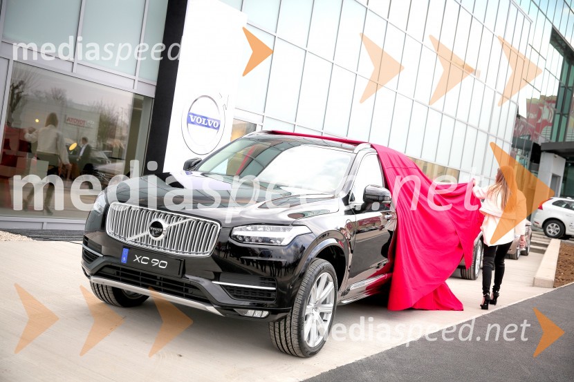 Novost na avto-sceni: Volvo XC90Novost na avto-sceni: Volvo XC90